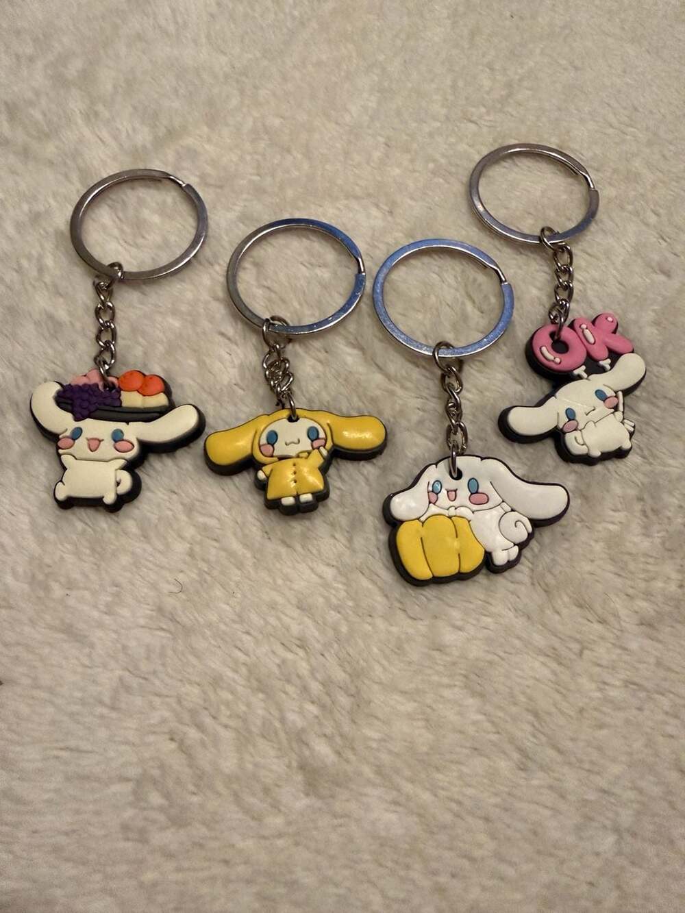 Cinnamoroll Rubber Keychains Lot of 4 Kawaii Anime Key Rings
